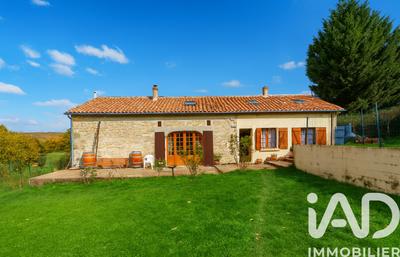 Maison - 97 m² - 4 pièces