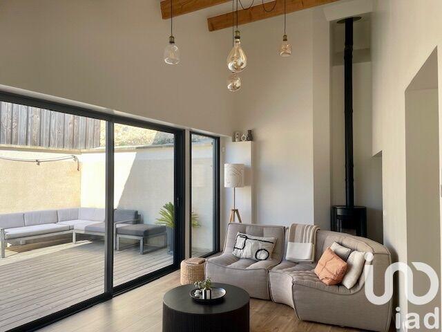 Maison - 191 m² - 7 pièces