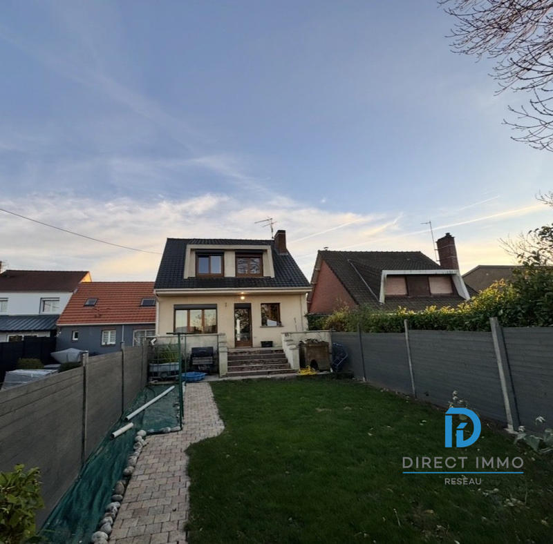 Maison - 90 m² - 5 pièces