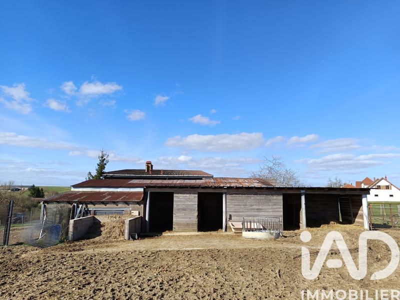 Maison - 104 m² - 5 pièces