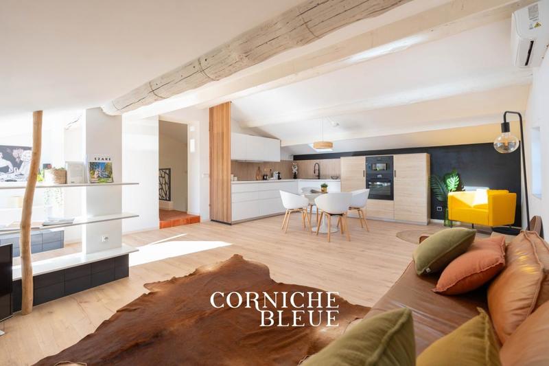 Appartement - 102 m² - 3 pièces