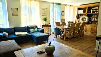 Maison - 165 m² - 8 pièces