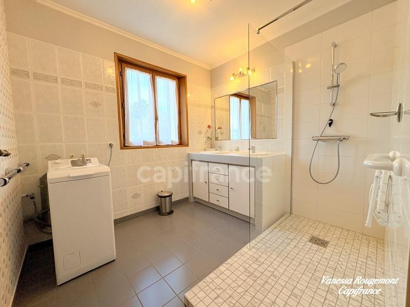 Pavillon - 113 m² - 5 pièces