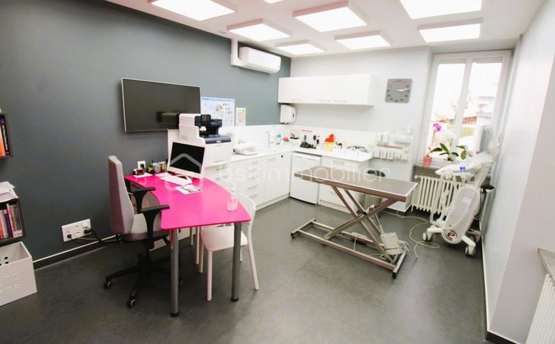 Immeuble - 258 m² - 12 pièces