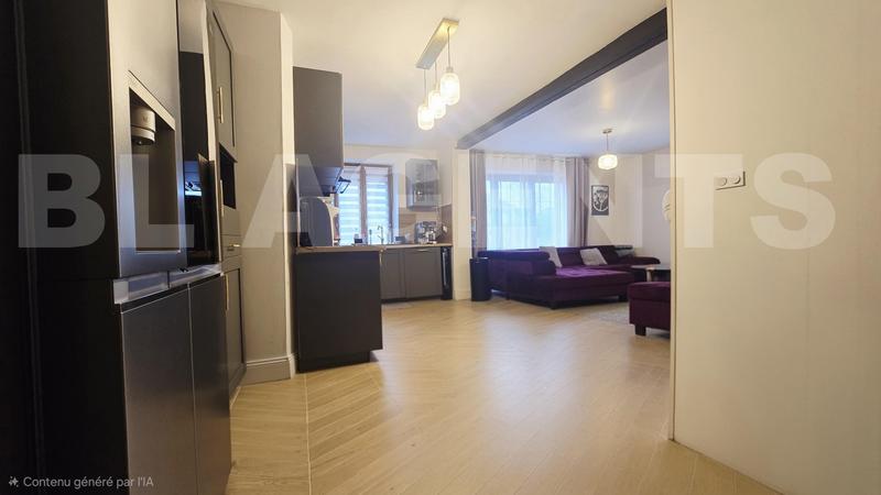 Maison - 260 m² - 10 pièces