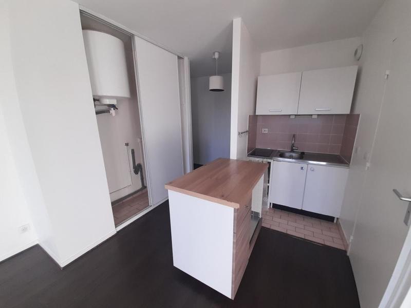 Studio - 36 m² - 1 pièce