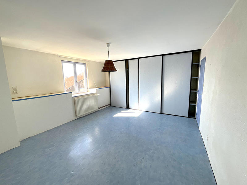Maison - 260 m² - 7 pièces