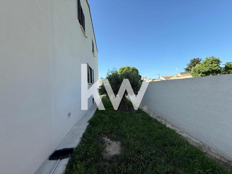 Maison contemporaine - 201 m² - 9 pièces