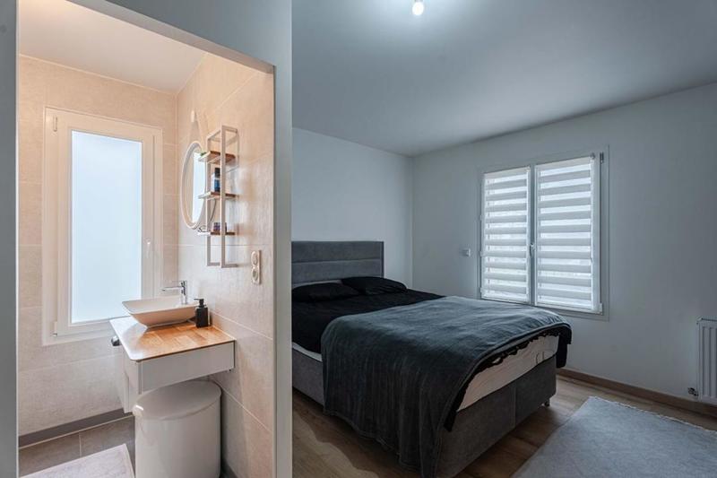 Maison - 196 m² - 6 pièces