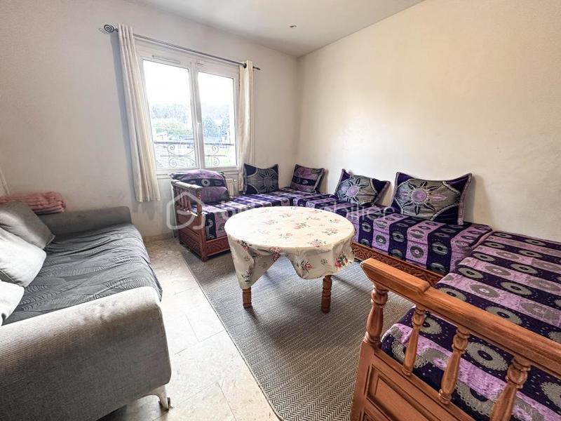 Maison traditionnelle - 183 m² - 8 pièces