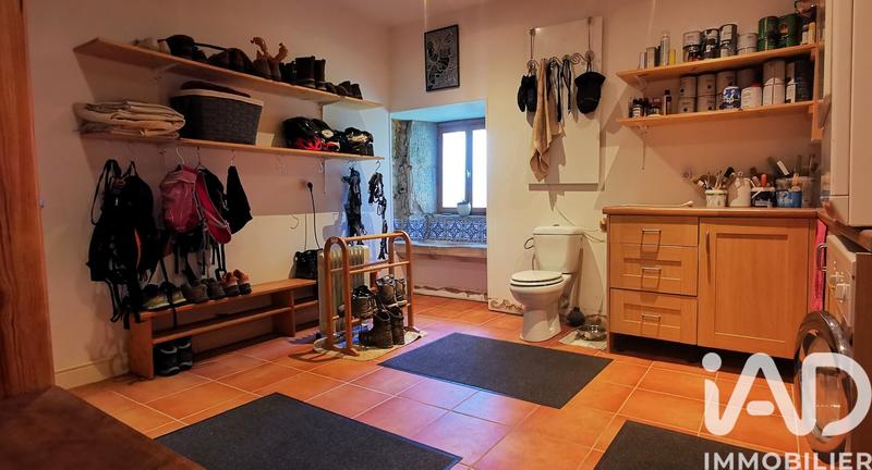 Maison - 279 m² - 8 pièces