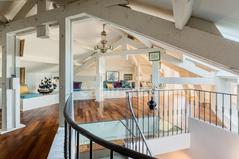 Propriété - 400 m² - 8 pièces