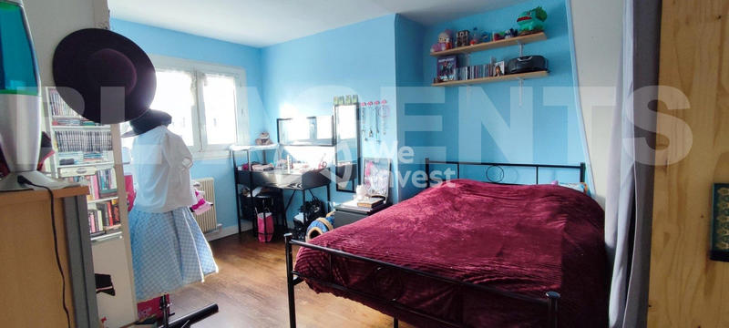 Maison - 110 m² - 4 pièces