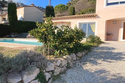 Maison - 130 m² - 4 pièces