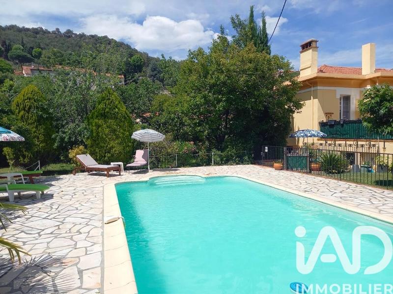 Maison - 167 m² - 7 pièces