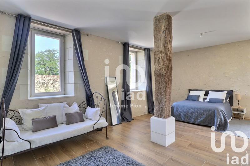 Maison - 470 m² - 10 pièces