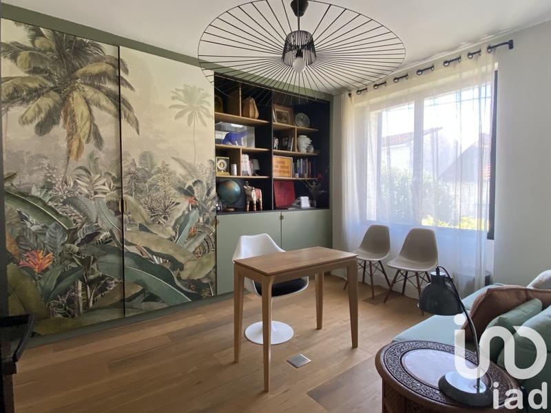 Maison - 207 m² - 7 pièces