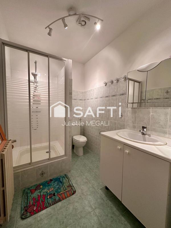 Maison - 379 m² - 10 pièces