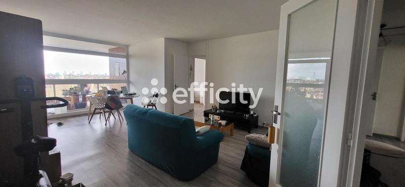 Appartement - 97 m² - 4 pièces