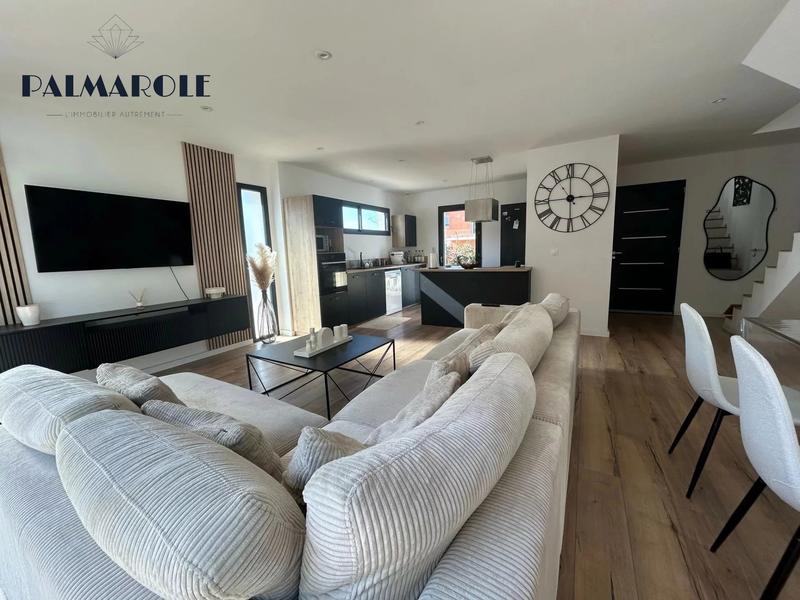 Villa - 100 m² - 4 pièces