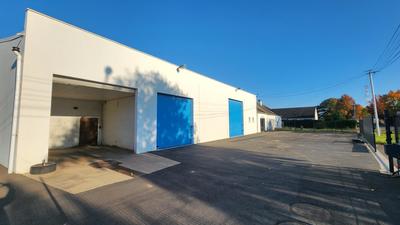 Local commercial - 445 m² - 3 pièces