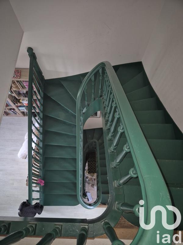 Maison - 340 m² - 11 pièces