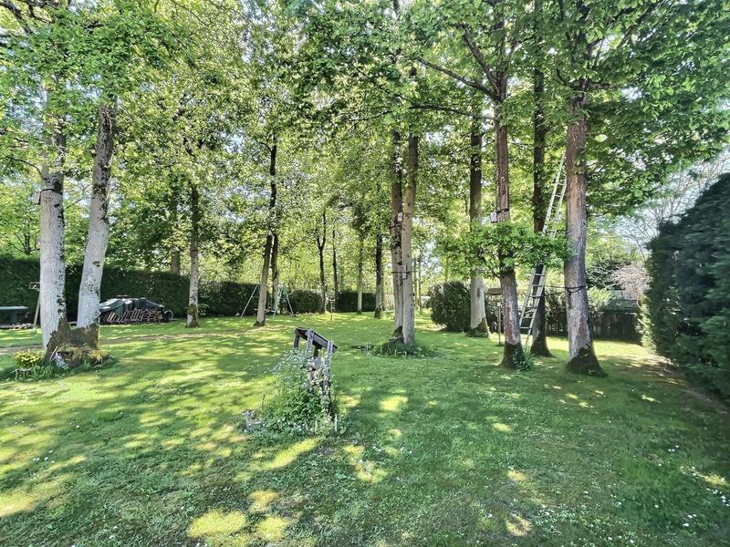 Maison - 137 m² - 7 pièces