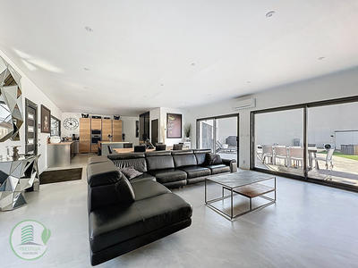 Maison - 150 m² - 6 pièces