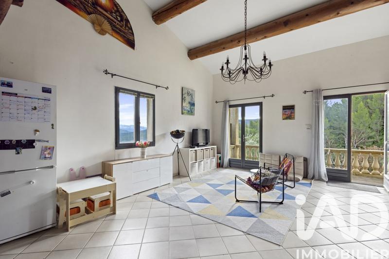 Maison - 150 m² - 7 pièces