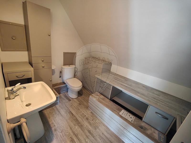 Maison - 180 m² - 7 pièces