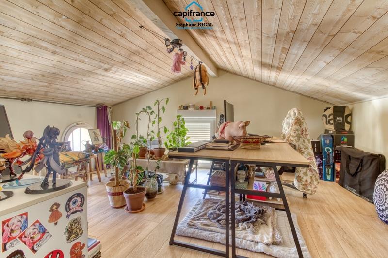 Maison - 105 m² - 5 pièces