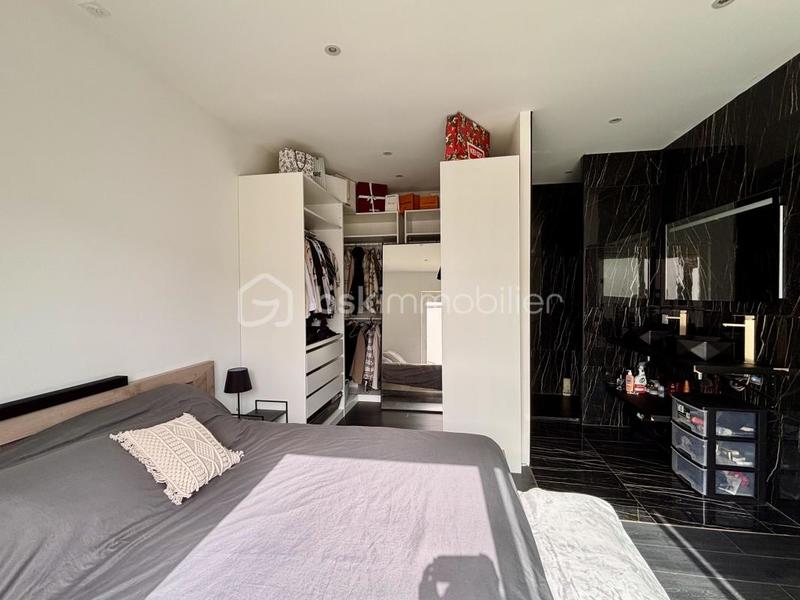 Villa - 127 m² - 4 pièces