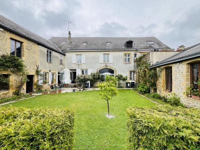 Immeuble - 581 m² - 10 pièces