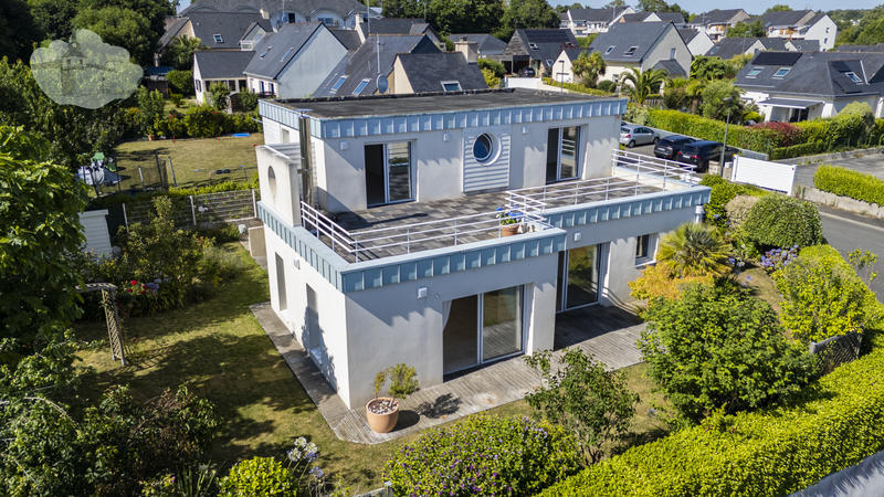 Maison - 162 m² - 6 pièces