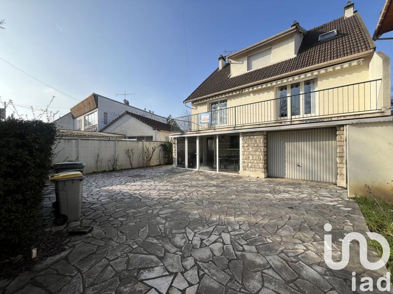 Maison - 178 m² - 6 pièces