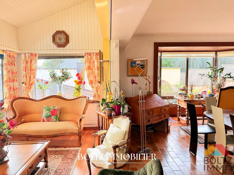 Villa - 199 m² - 8 pièces