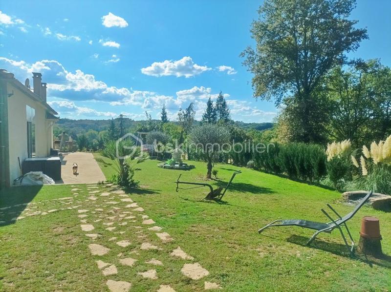 Maison - 93 m² - 6 pièces