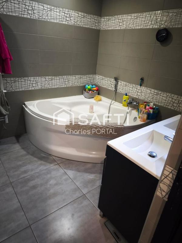 Maison - 90 m² - 4 pièces