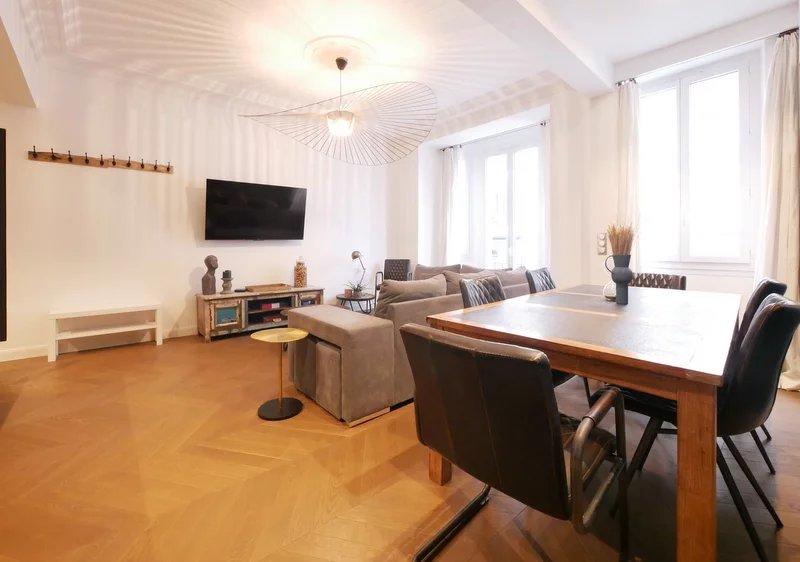 Appartement - 77 m² - 3 pièces