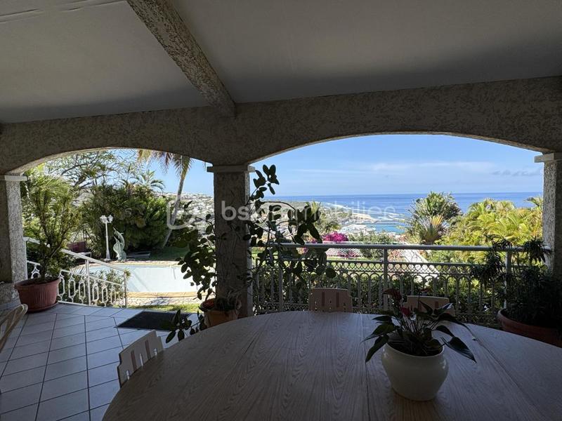 Villa - 230 m² - 5 pièces