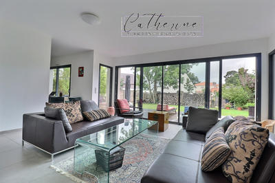 Maison - 188 m² - 8 pièces