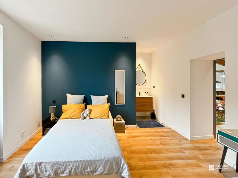 Maison - 215 m² - 4 pièces