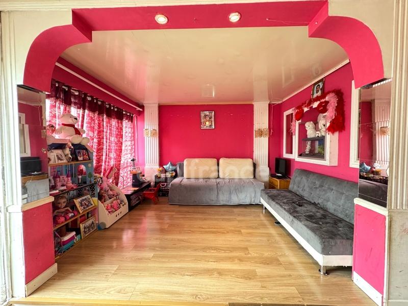 Appartement - 83 m² - 5 pièces