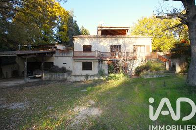 Maison - 198 m² - 6 pièces