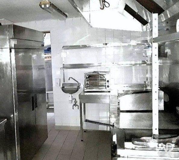 Local commercial - 220 m²