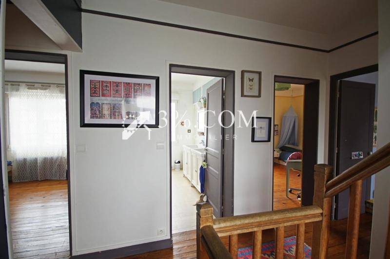 Maison - 193 m² - 10 pièces