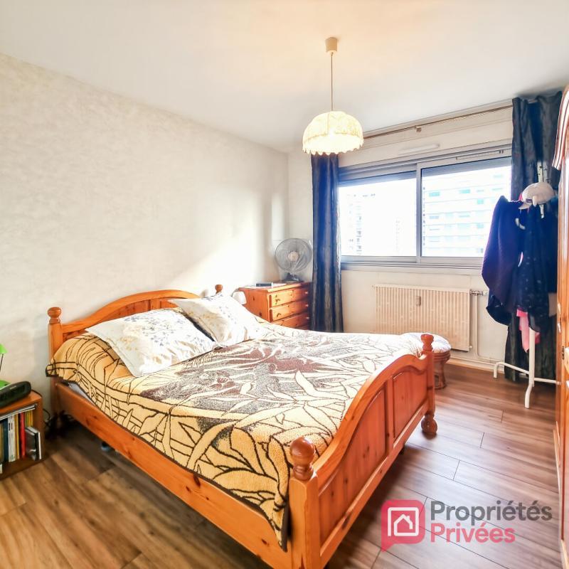 Appartement - 102 m² - 5 pièces