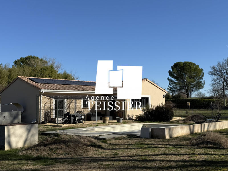 Villa - 99 m² - 4 pièces