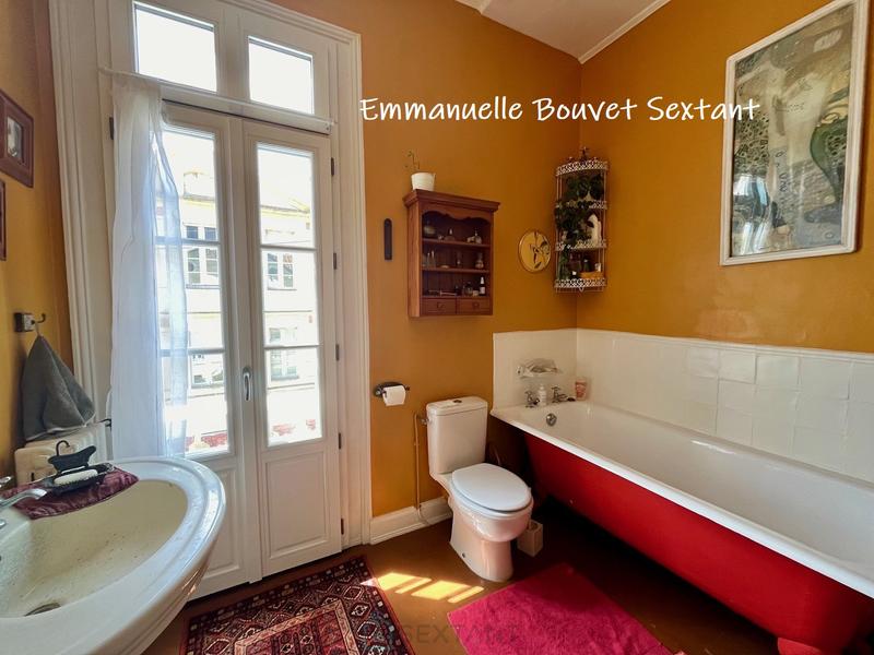 Maison bourgeoise - 180 m² - 9 pièces
