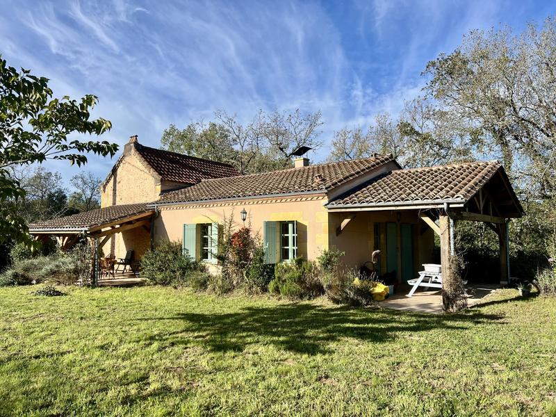 Maison - 95 m² - 3 pièces